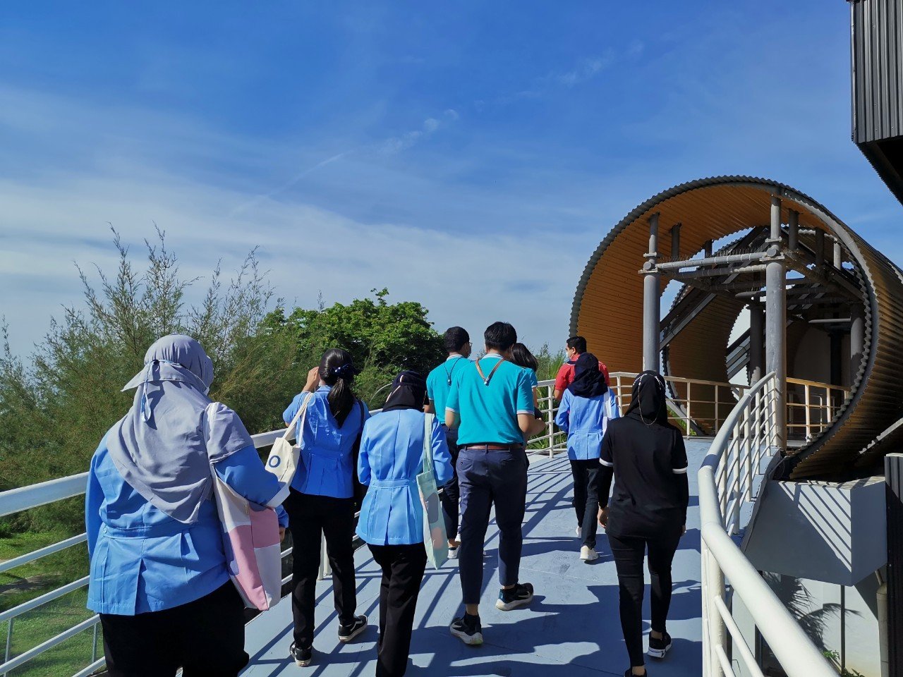 Extoling the virtue of Travel Restrictions: How the School of Public Health, Walailak University, is making more international friends than ever