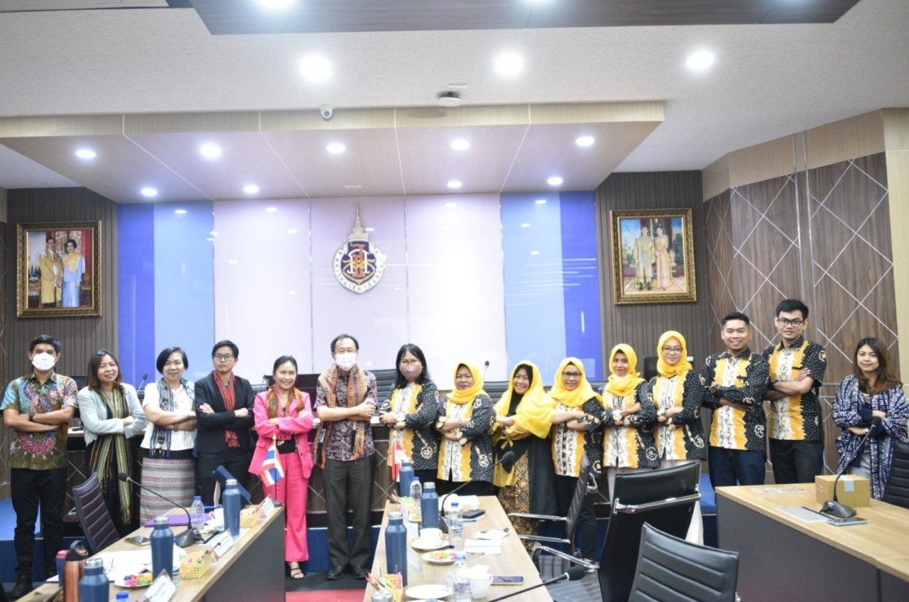 Walailak University and Universitas Negeri Surabaya, Indonesia, collaborating on arts and culture knowledge exchange projects