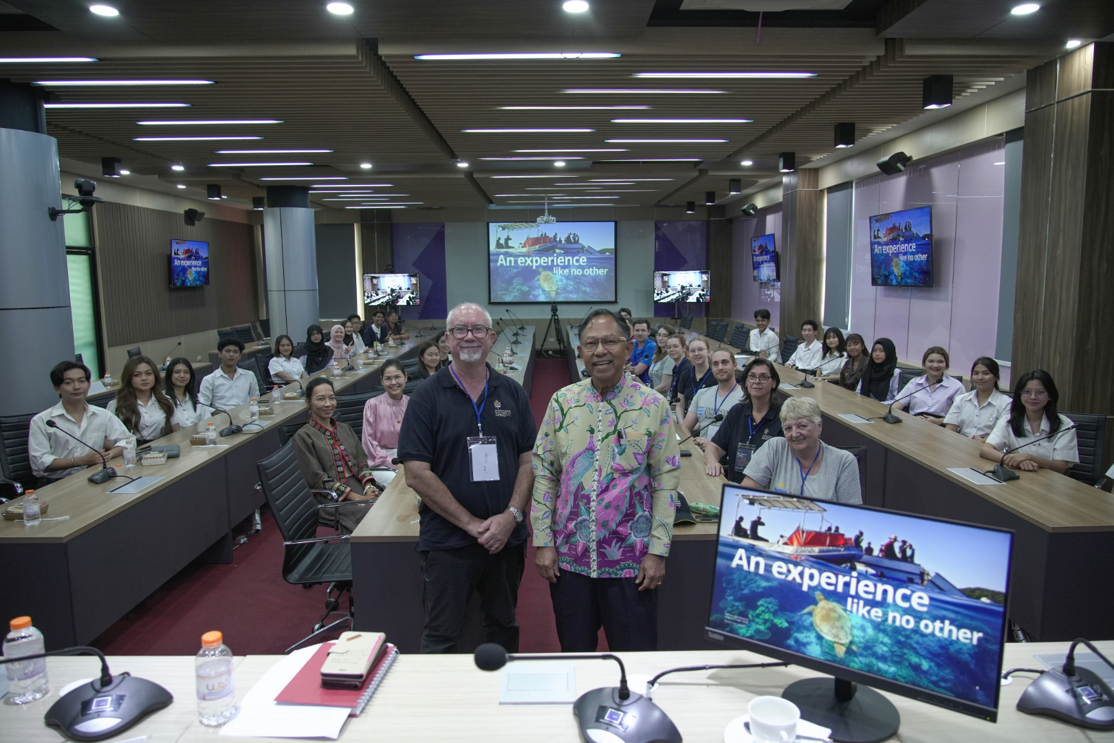 Walailak University Advances Internationalization through Partnership with James Cook University Australia for Cultural Exchange