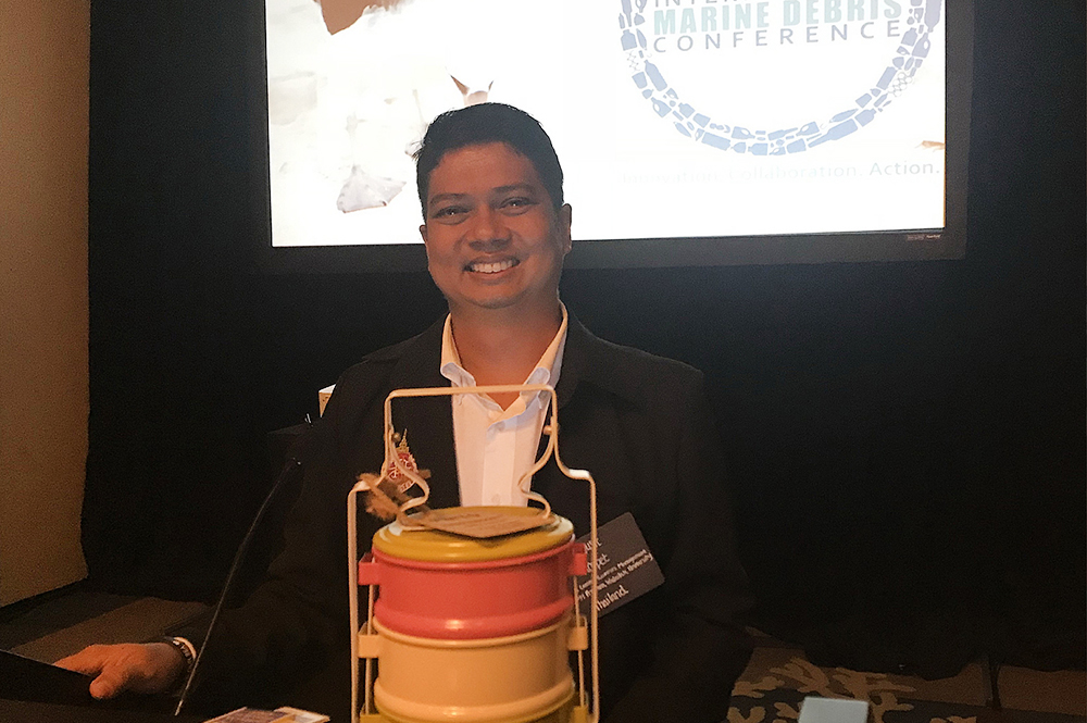 WU’s lecturer gave a talk on the Sixth International Marine Debris Conference (6IMDC) in USA.